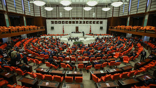 Suriye- Irak tezkeresi 1 yıl daha uzatılması için TBMMde