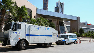 İzmir Vali Yardımcısı gözaltına alındı