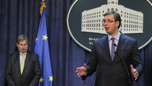 AB Komiseri Hahn Sırbistan'da