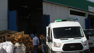 Adana'da pres makinesine düşen işçi öldü