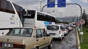 Afyonkarahisar'da tatil dönüşü yoğunluk