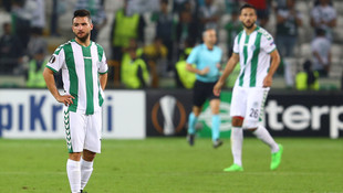 UEFA Avrupa Ligi H Grubu ilk maçında Atiker Konyaspor, sahasında Ukrayna'nın Shakhtar Donetsk takımına 1-0 mağlup oldu.