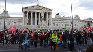 Avusturya'da TTIP ve CETA protestosu