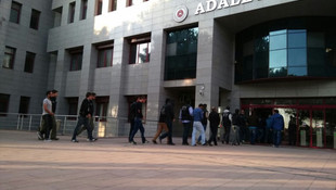 Balıkesir'de çocuklara uyuşturucu satan 11 kişi yakalandı