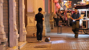 Beyoğlu'nda şüpheli paket