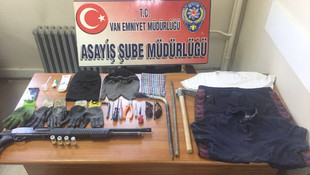 Çaldıkları araçları yakmışlar