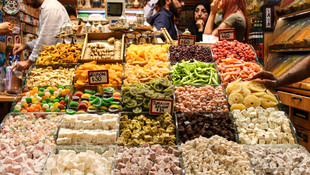 Çarşı pazarda bayram hareketliliği