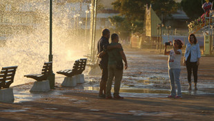 Edremit Körfezi'nde lodos etkili oldu