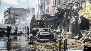 Esed rejimi İdlibde çarşıyı bombaladı: 28 ölü, 41 yaralı