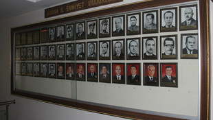 FETÖ'den tutuklanan müdürlerin fotoğrafları artık panoda yok