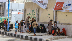 Gaziantep Valiliği Cerablus'a yardımları koordine ediyor