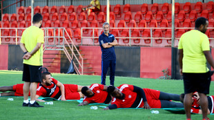 Konya'da vinç devrildi: 1 yaralı