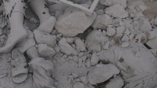 Halep'te fırında ekmek bekleyenleri vurdular