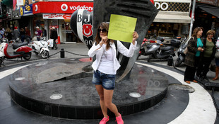 Hemşirenin otobüste darbedilmesi