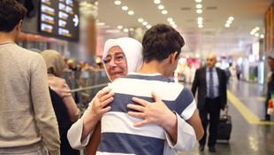 İlk hac kafilesi yurda döndü