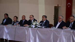Güvenlik nedeniyle iptal edilen Muhtarlarla İstişare Toplantısı Karkamışta toplandı