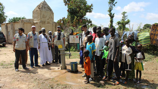 Mali'deki köylüler suyla buluştu