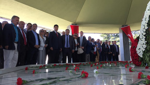 Menderes, Zorlu ve Polatkan anılıyor