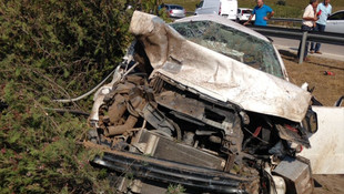 Mersin'de otomobil devrildi: 2 ölü, 2 yaralı