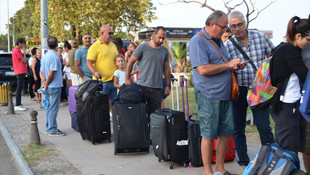 Midilli Adası'na tatilci akını başladı