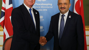 Milli Savunma Bakanı Işık Londraya gitti