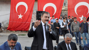 Başbakan Yıldırım, şehit babalarıyla telefonda görüştü