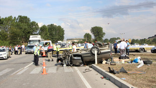 Otomobil ile traktör çarpıştı: 5 yaralı