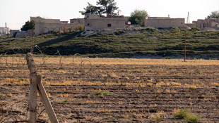 PYD karargahında ABD bayrağı