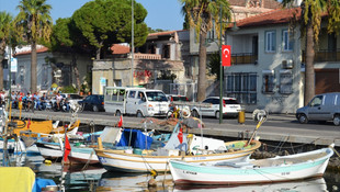 Salcı Kızın cenazesi kabristana tekne ile götürüldü