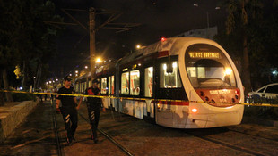 Samsun'da tramvayın altında sürüklenen kişi öldü