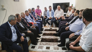 Şehit Piyade Uzman Çavuş Şenel'in ailesine bayram ziyareti