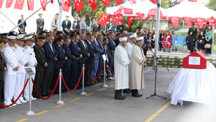 Şehitlerimizi uğurluyoruz