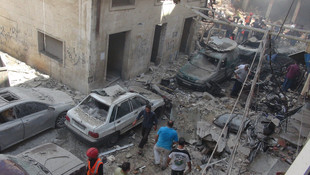 Suriye rejimi İdlib'de çarşıyı bombaladı: 28 ölü