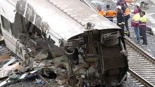 İspanyada tren kazası: 4 kişi hayatını kaybetti