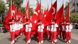 29 Ekim Cumhuriyet Bayramı yaklaşıyor! 28 Ekim Cuma günü okullar tatil mi?