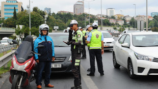 Yapılan geniş çaplı asayiş uygulamasıyla İstanbulda 118 kişi gözaltına alındı