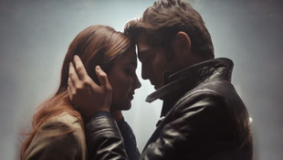 Aşk Laftan Anlamazın 16.bölümünde Hayat Murata söylediği büyük yalanı nasıl açıklaycak?