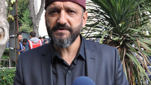 Ayasofya'da Saray Aşuresi dağıtıldı