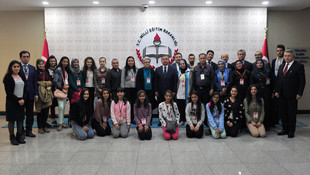 Bakan Yılmaz Filistinli öğretmen ve öğrencileri kabul etti