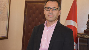 Belediyeye görevlendirilen kaymakamdan okullara hizmet