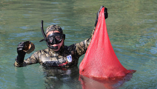 Bodrum'da deniz dibi temizliği