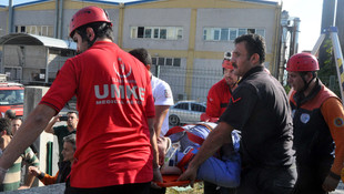 Bursa'da kuyuya düşen işçi yaralandı