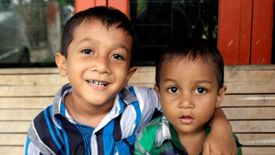 Çocuklarından birinin ismi Erbakan diğerinin ki Erdoğan