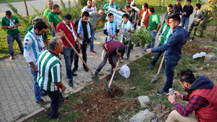 Dersimspor ve Bodrumsporlu taraftarlardan dostluk mesajı