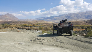 Erzincan'da yük treninin geçişi sırasında patlama