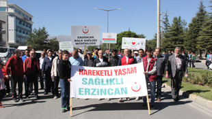 Erzincanlılar sağlıklı yaşam için yürüdü