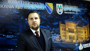 FETÖ'cü öğretmene plaket kararı yeniden incelenecek