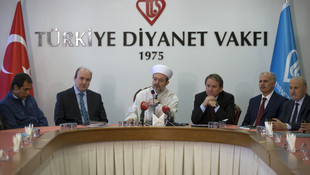 Görmez, 15 Temmuz'un sela gazileri ile buluştu