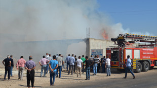 Hatay'da çırçır fabrikasında yangın