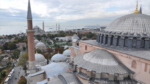 İstanbul'da, Kerbela şehitleri için karşılıklı çifte ezan